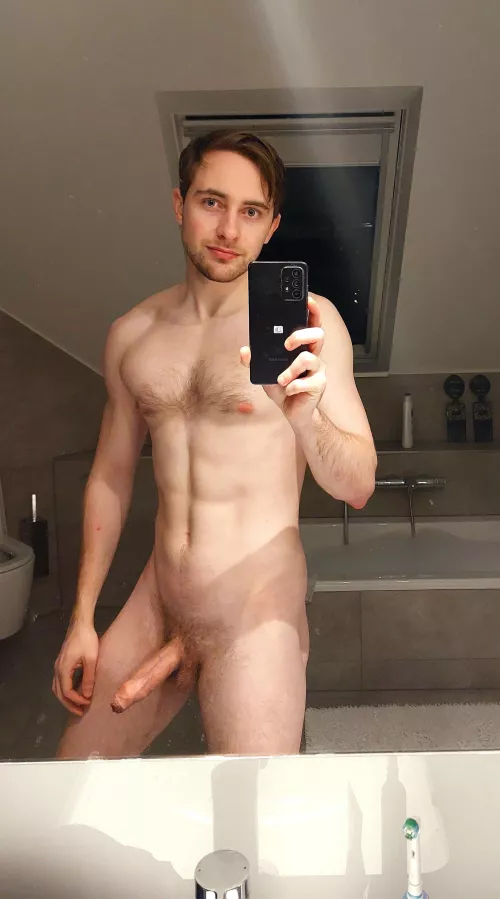 30 (m) gather round guys and girls and let me know your opinions!!