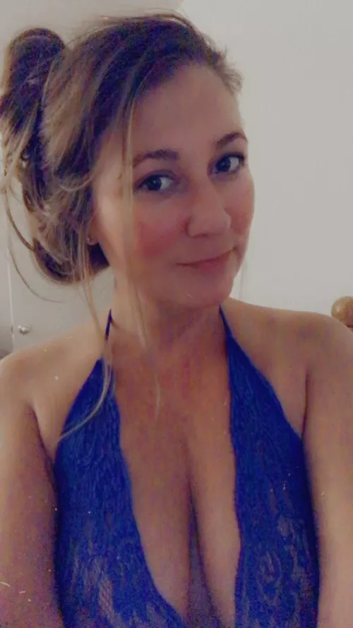 40F. CUM PLAY with me 😘😘😛😛😛🌹