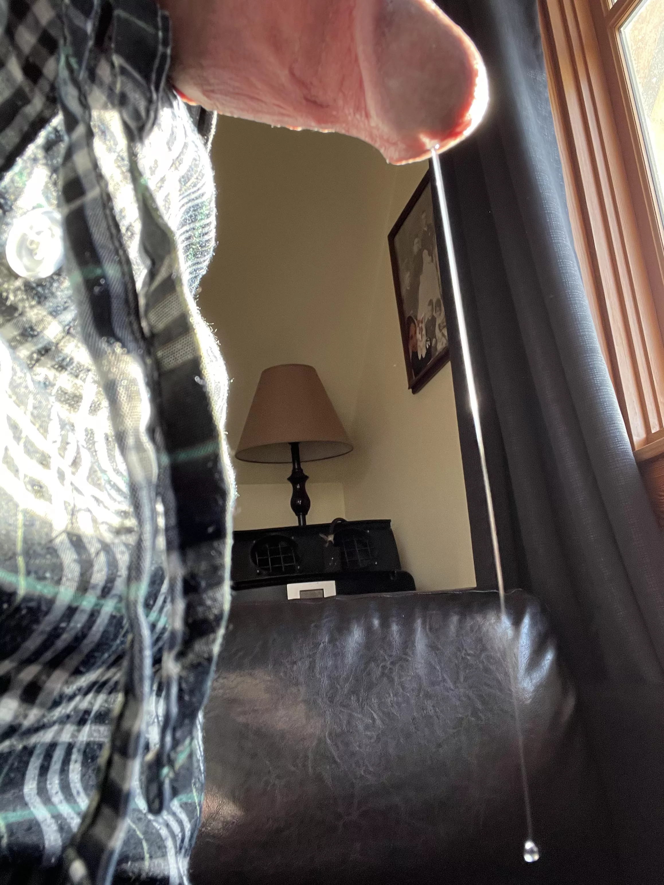 (47) daddy drooling for younger