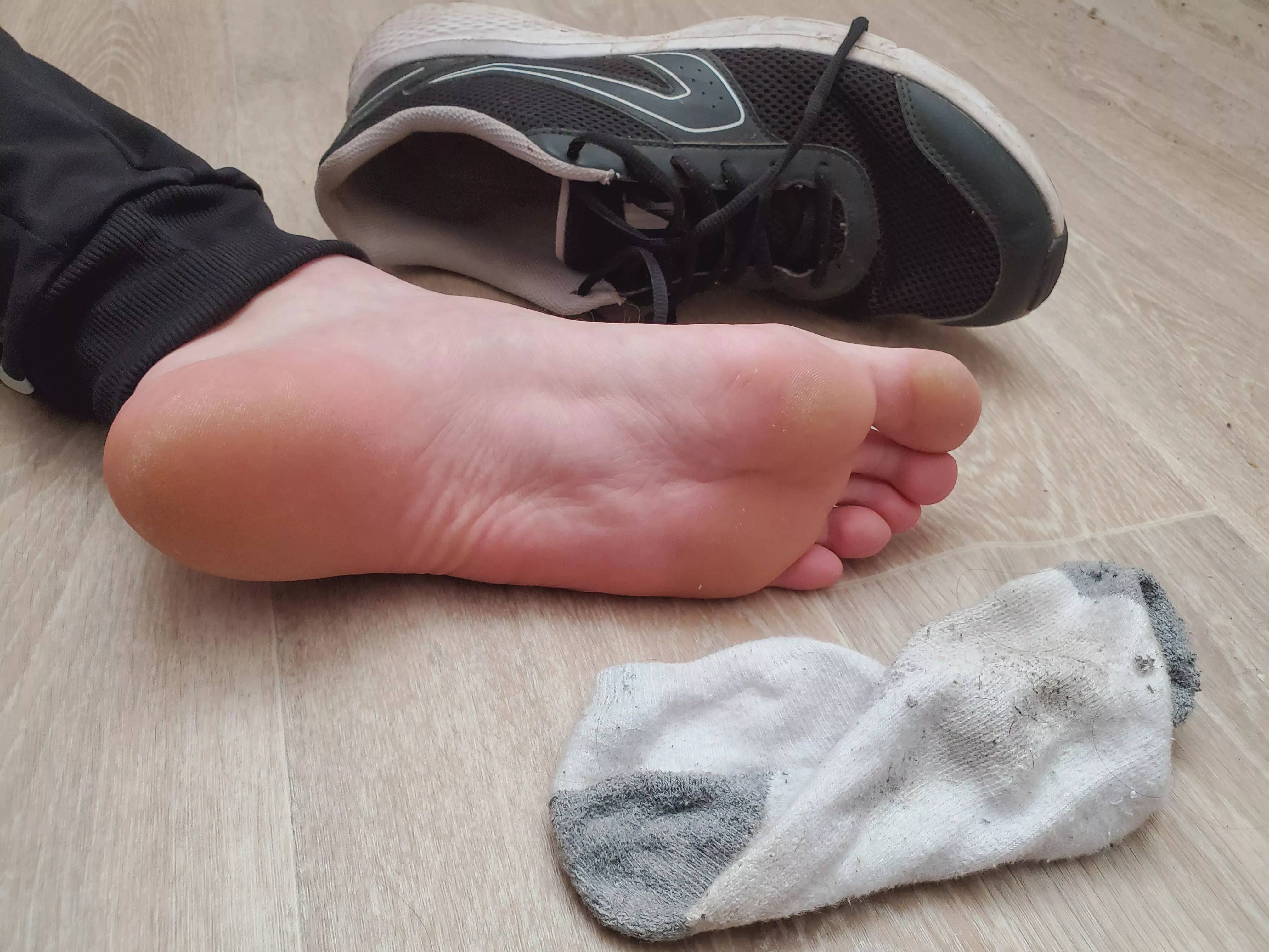 After a gym session, which one do you think is the smelliest? 🤔