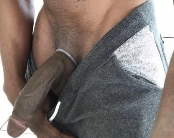 Any female want to help with this monster my DM’s are open