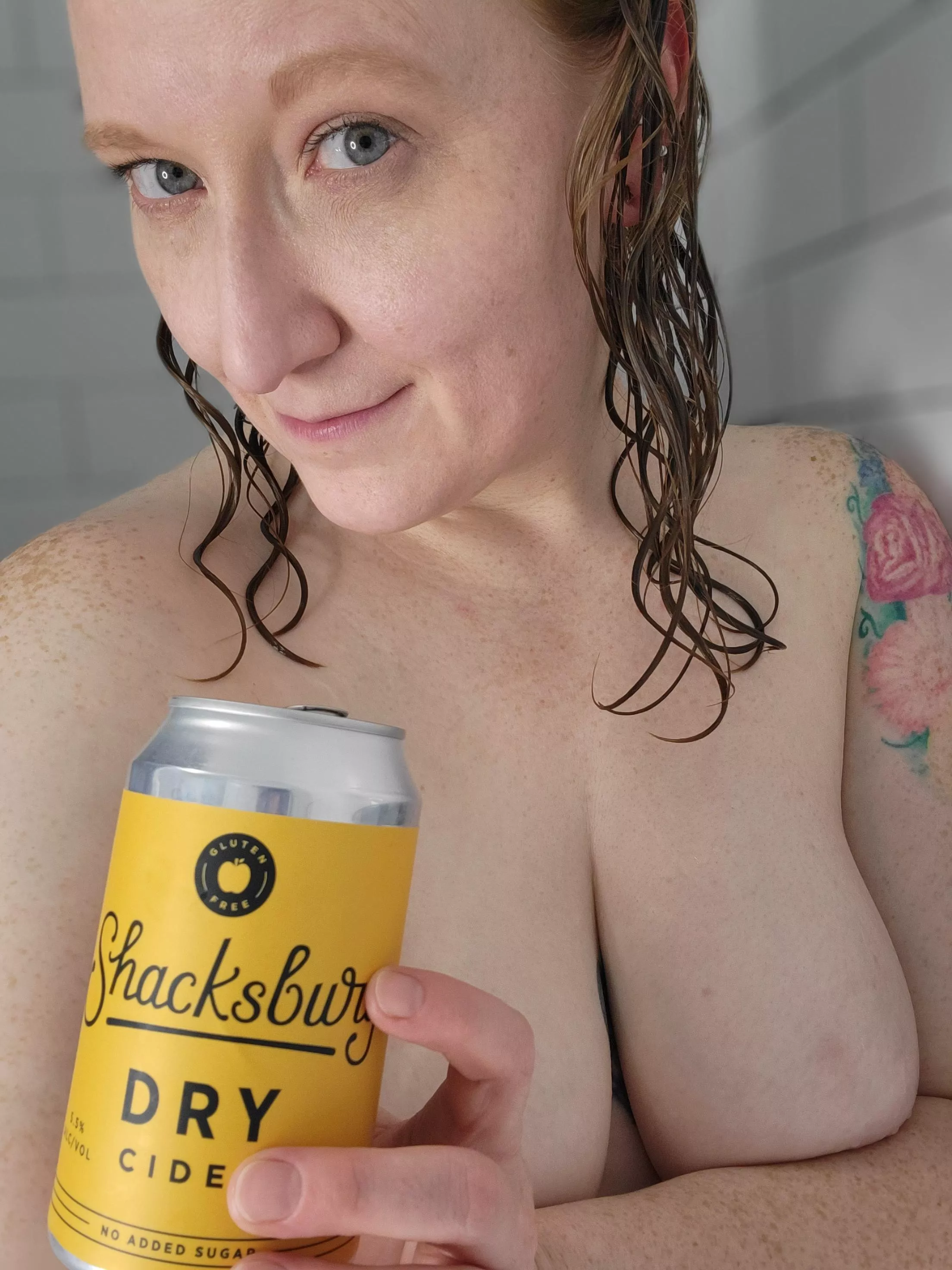 Been drinking a lot more cider recently and not mad about it at all. 🍏