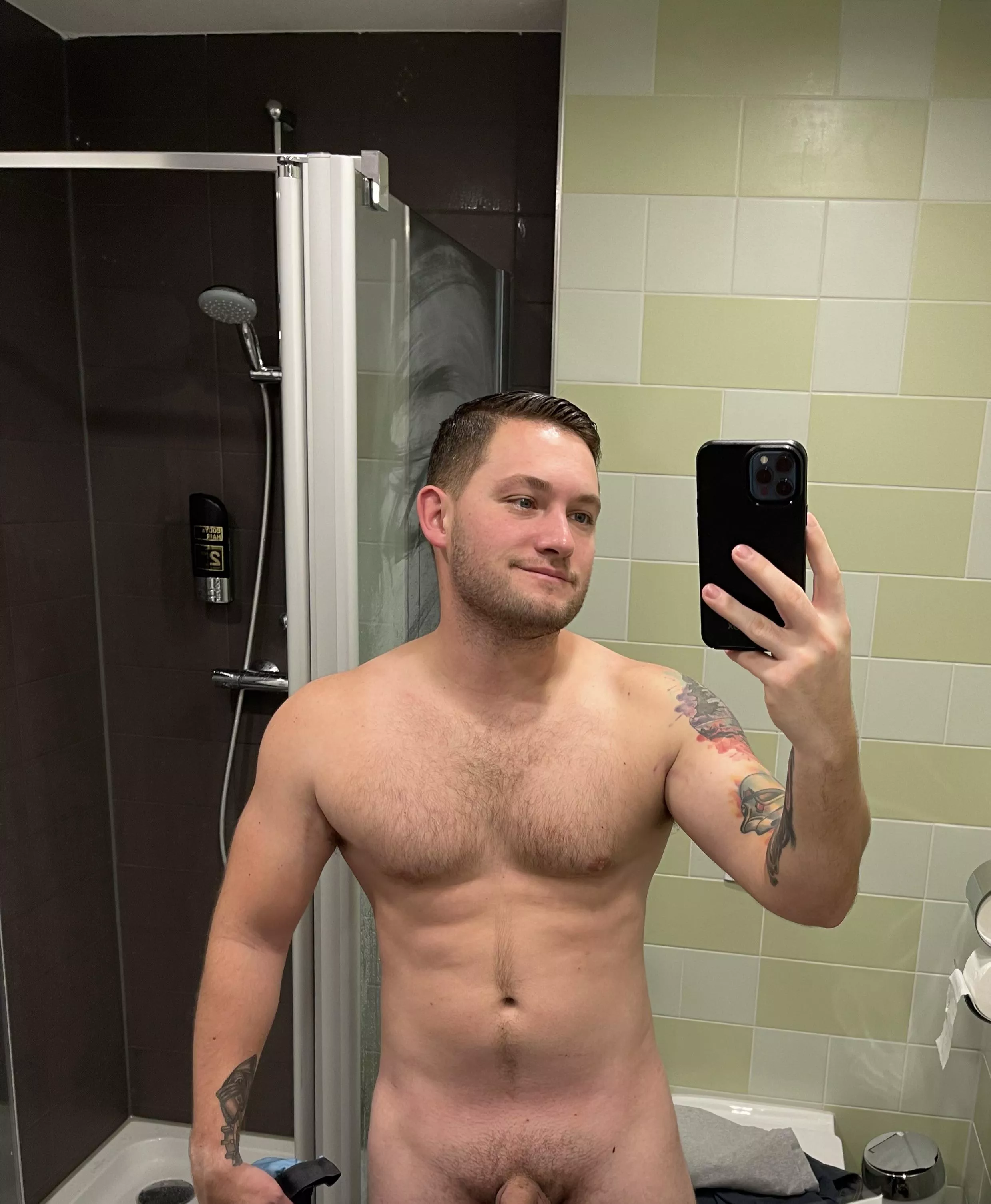 Birthday bathroom selfie from Amsterda[m30]