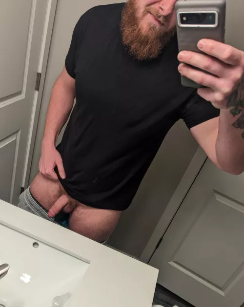 Bored and horny. Need cumpany!