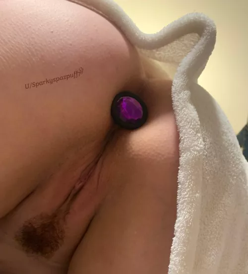 Can I stay plugged while you fuck me?