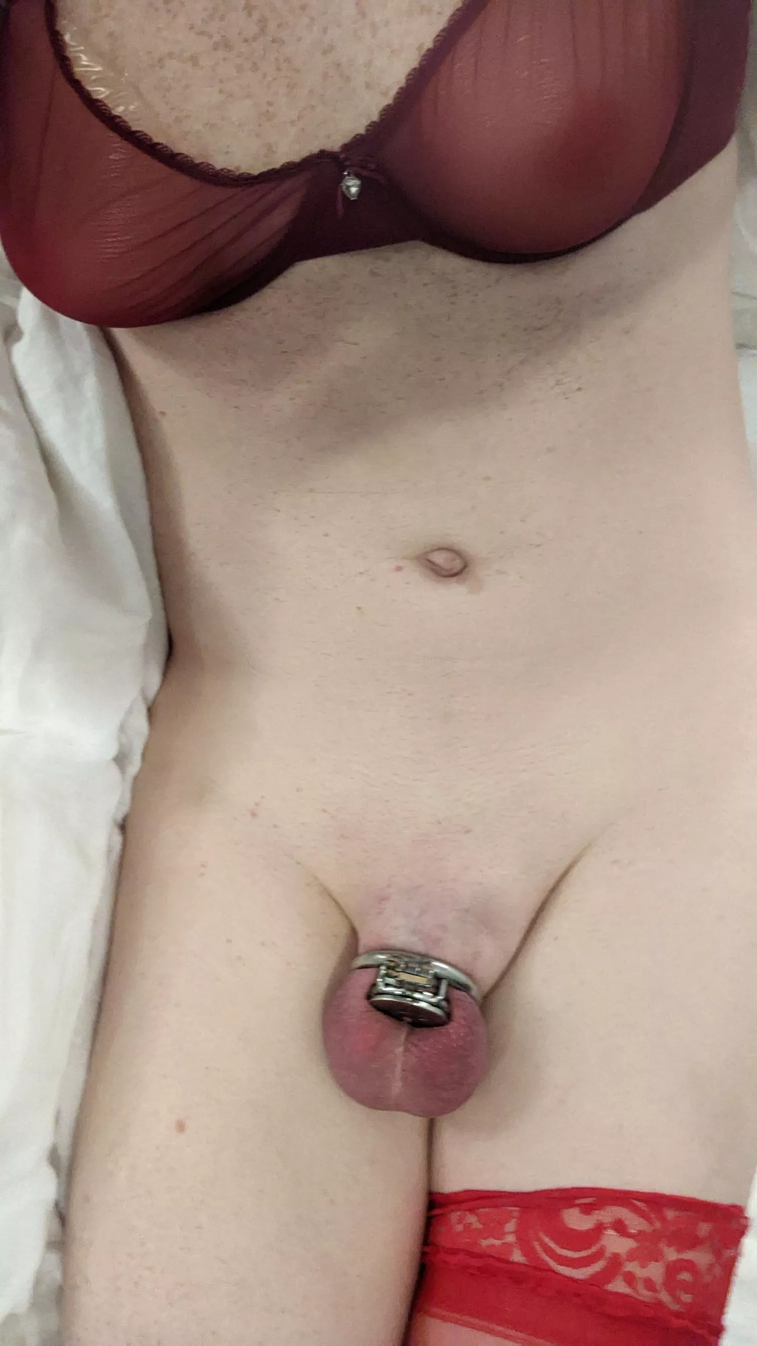 come lay around with me