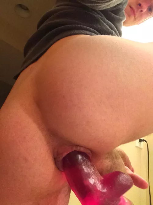 Feeling a bit brave so, posting this, hopefully this fits here, feel like the outline of my cock makes it a bit more sexier?