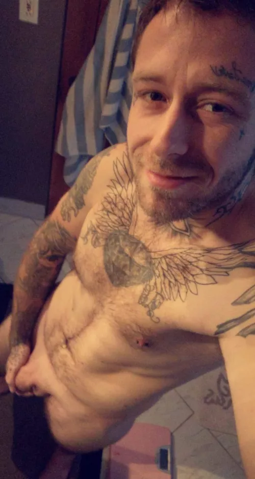 Hi I’m new to reddit, not sure how this works, but the uncertainty makes me horny AF 🤭🫣