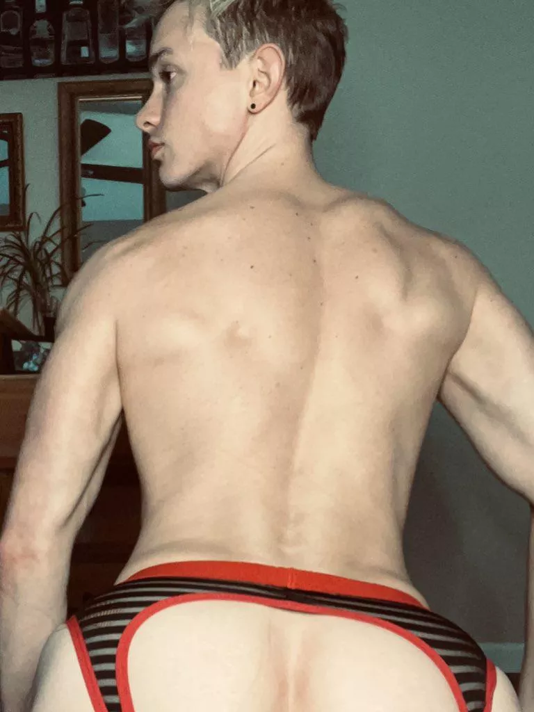 How is this view from the back? 😏