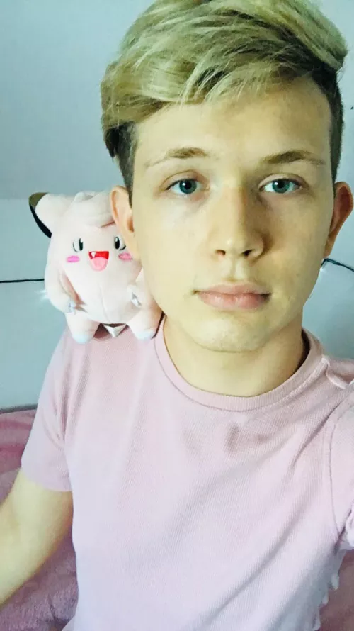 I can't train her alone :( I need a stepdaddy for my baby <3