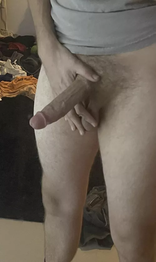 I love gettin high and playing with [m]y cock