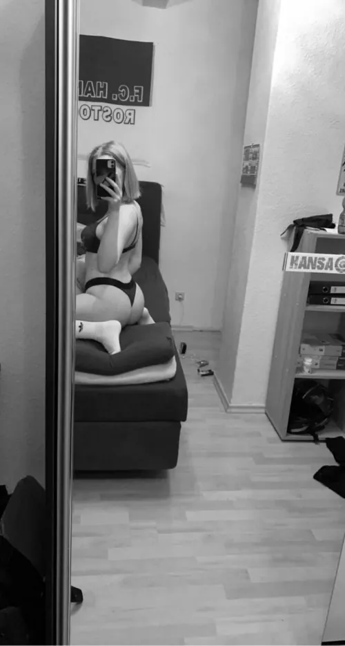 I'll reward cocks bigger than my bf 🤪