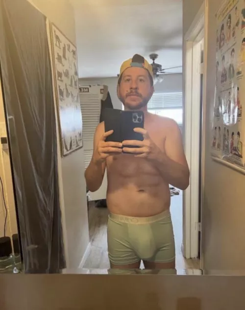 I’ve been told I have a nice bulge, would you agree??