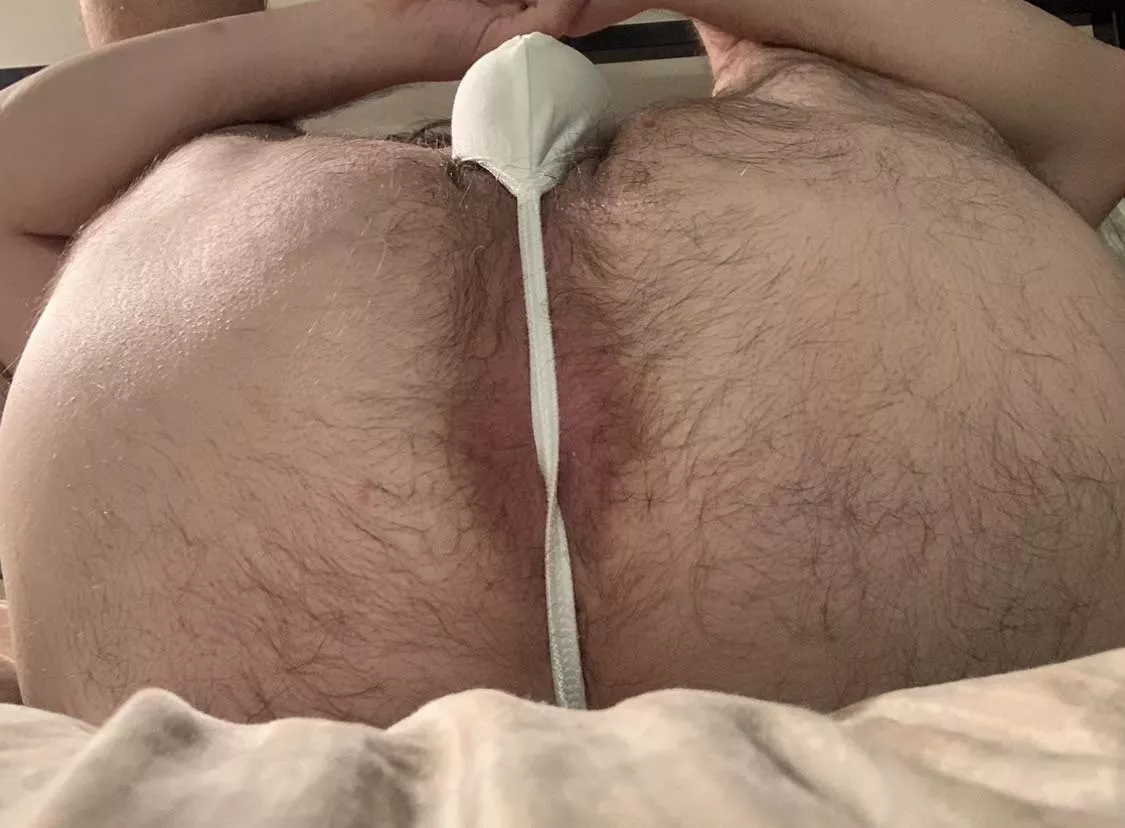 Just want someone to play with me rn 😩 DM open 😁