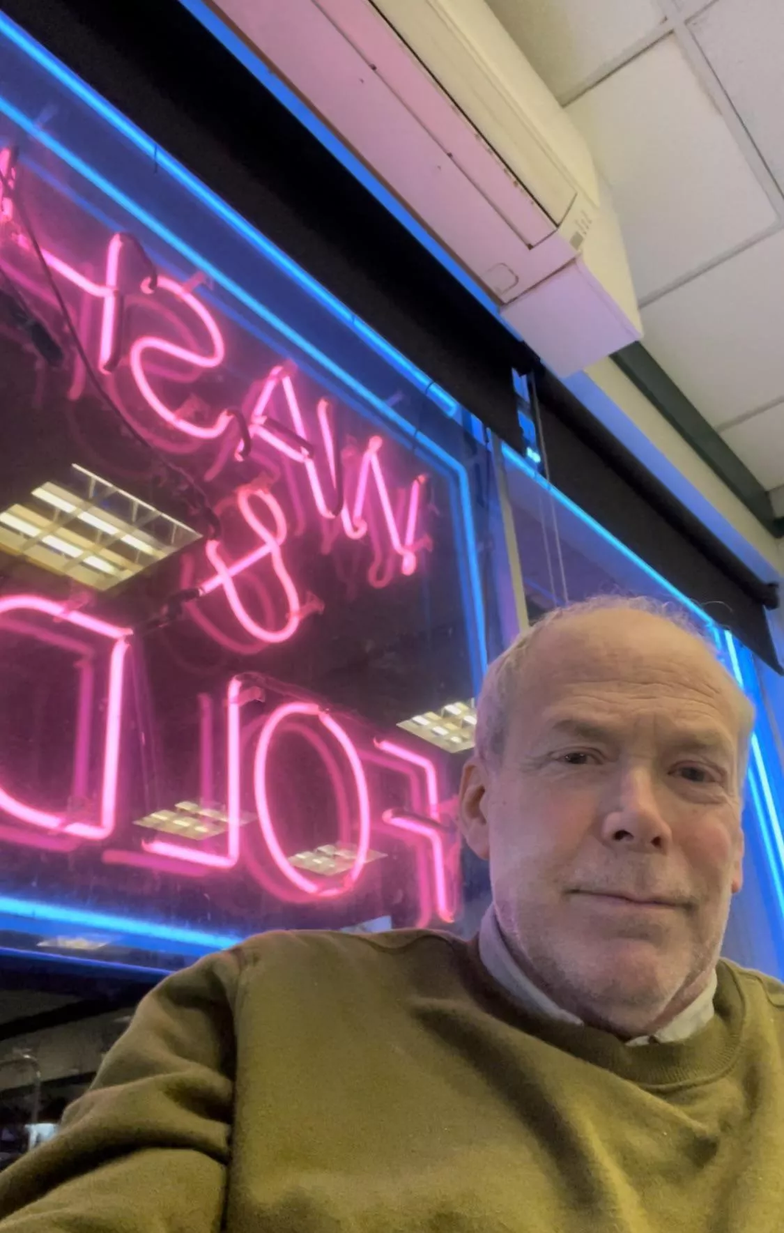 Laundromat Saturday Night