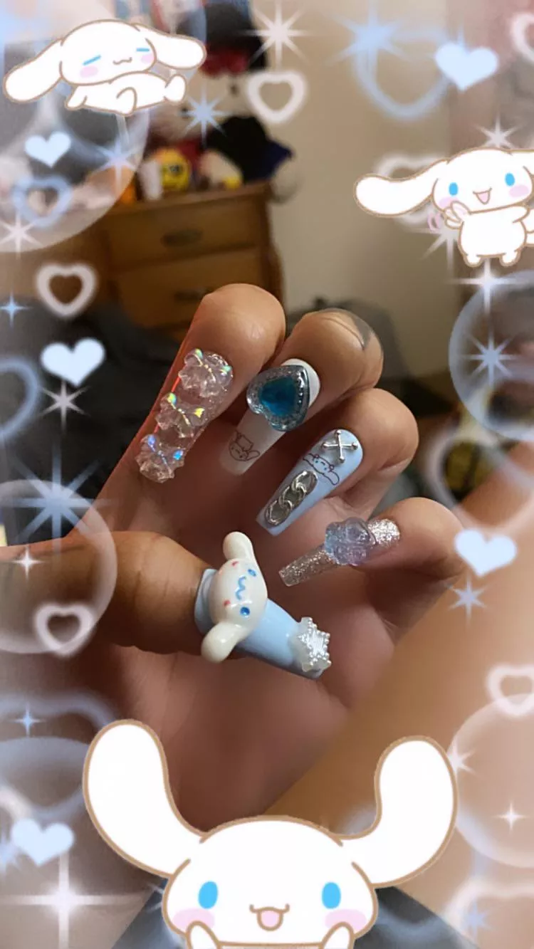 love a puppy who funds my nails but also love one who reimburses them 💅🏽