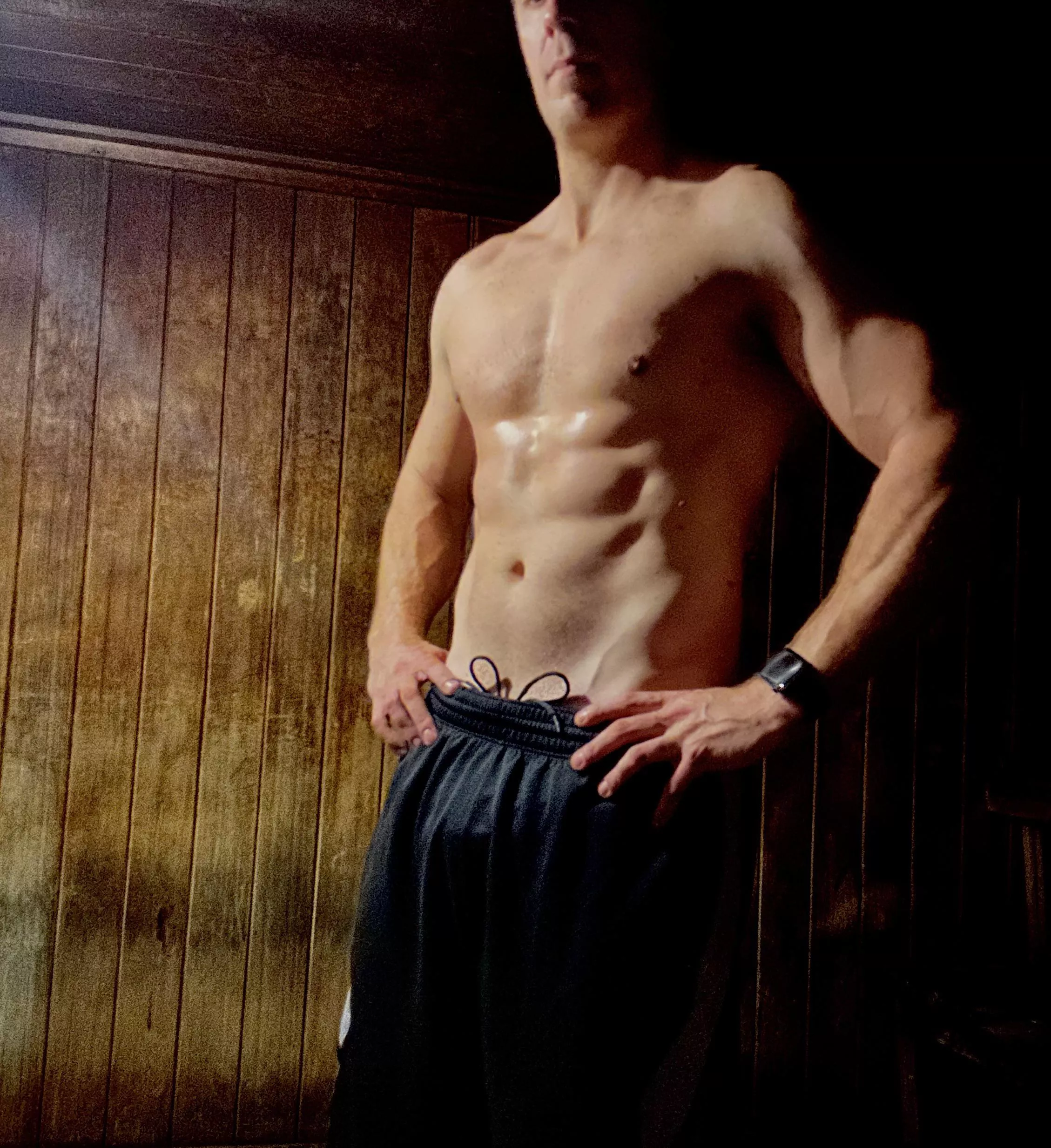 [M] going to have a photo shoot in the next month. Need to cut some more