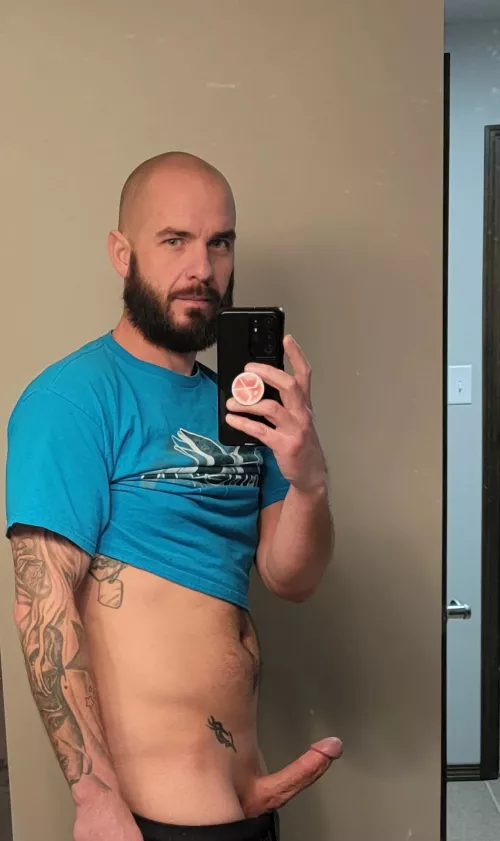 meet me in the laundry room?