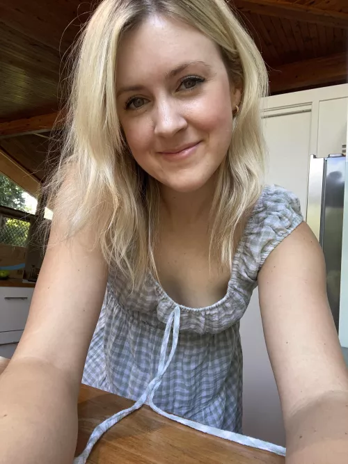 My bow came undone oops 🙊