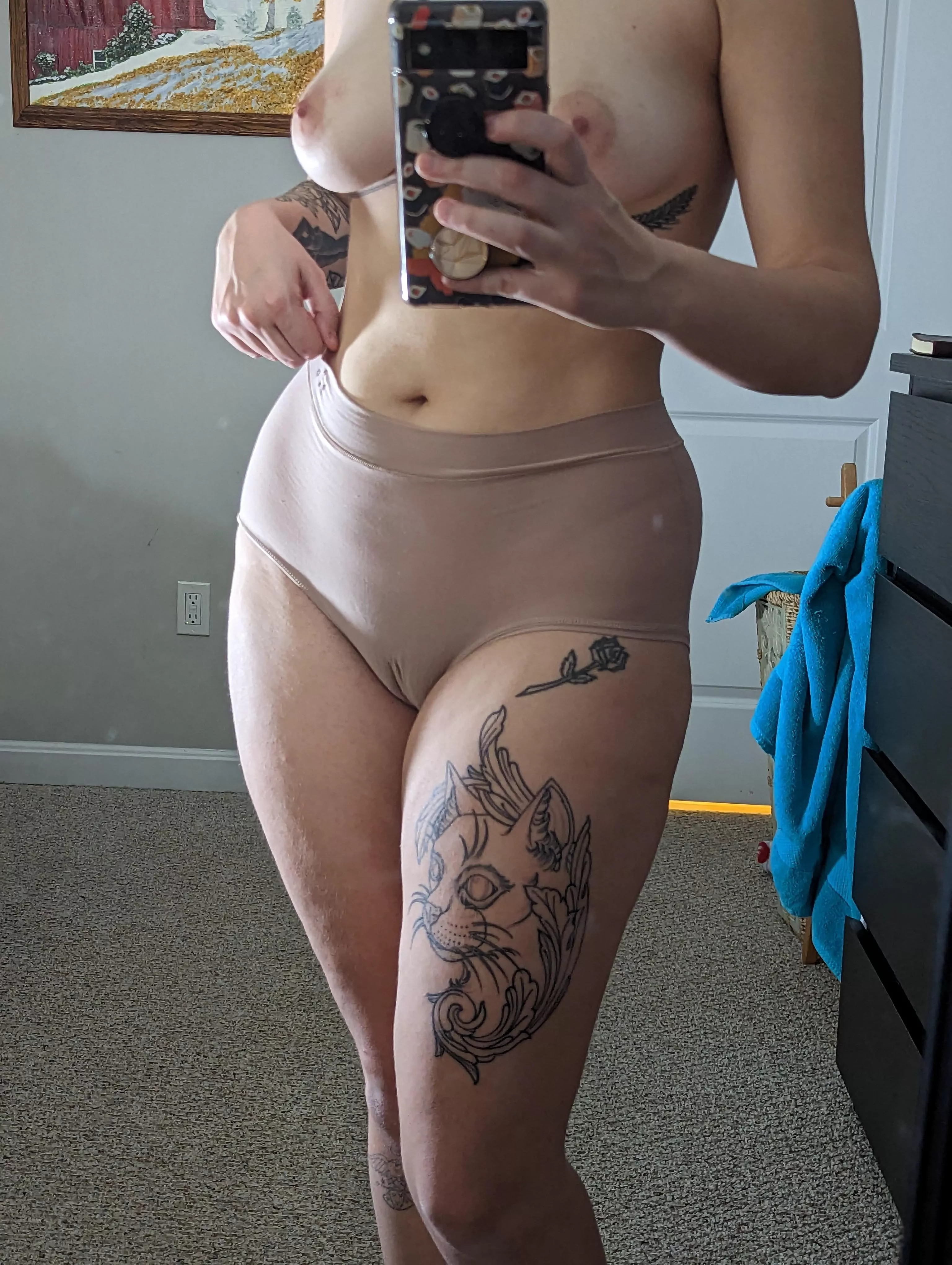 Not the cutest panties, but I love the way they fit. I think they look a little too clean though. Please help me make a mess of them? 🤤