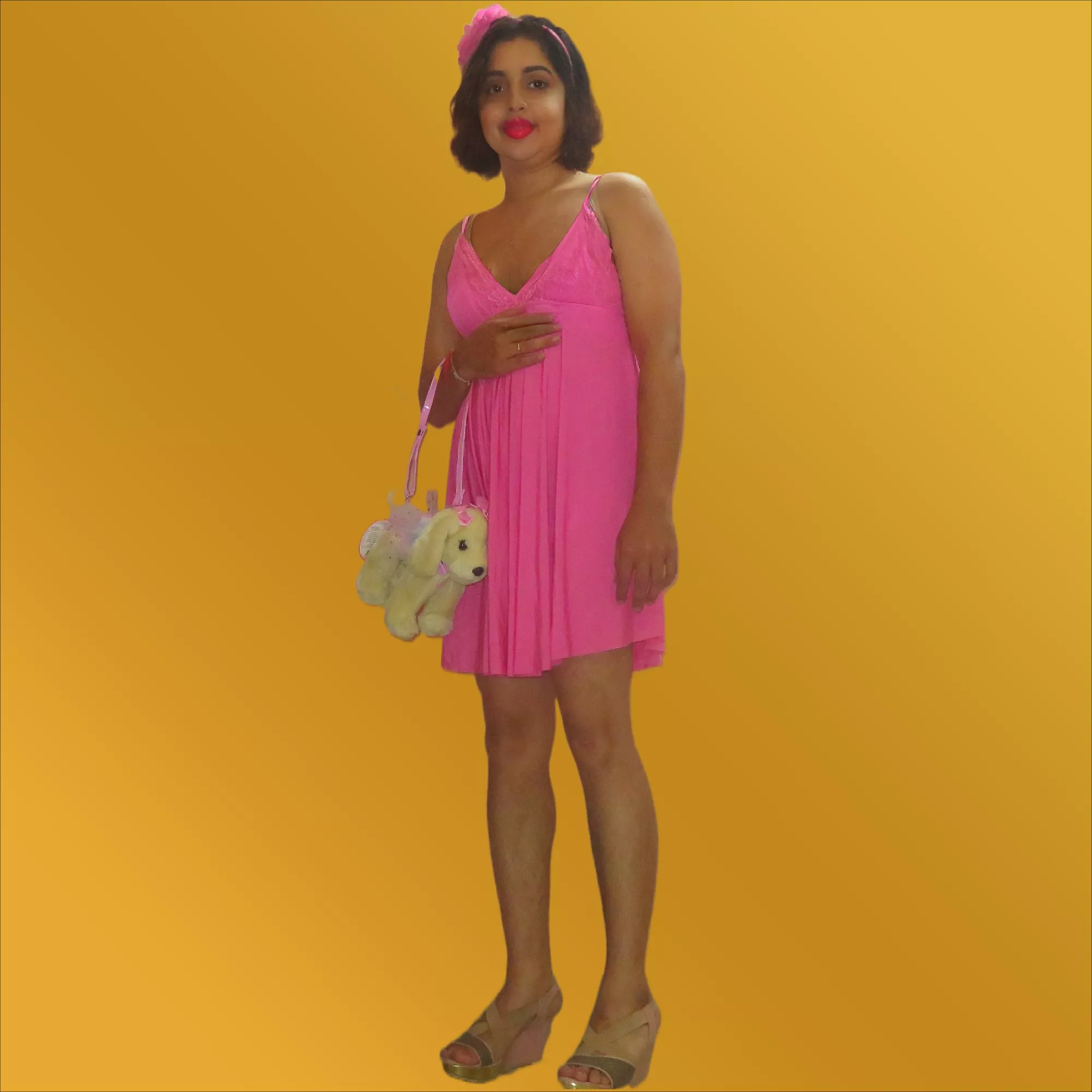 posing with my cute doll ❤❤Will you take me out with you?