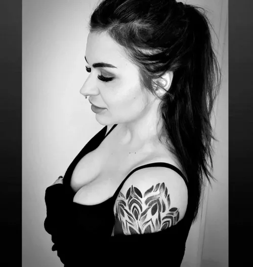 Showing my tatoos and my piercing