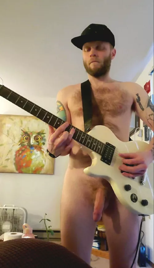 Slow drone/long notes