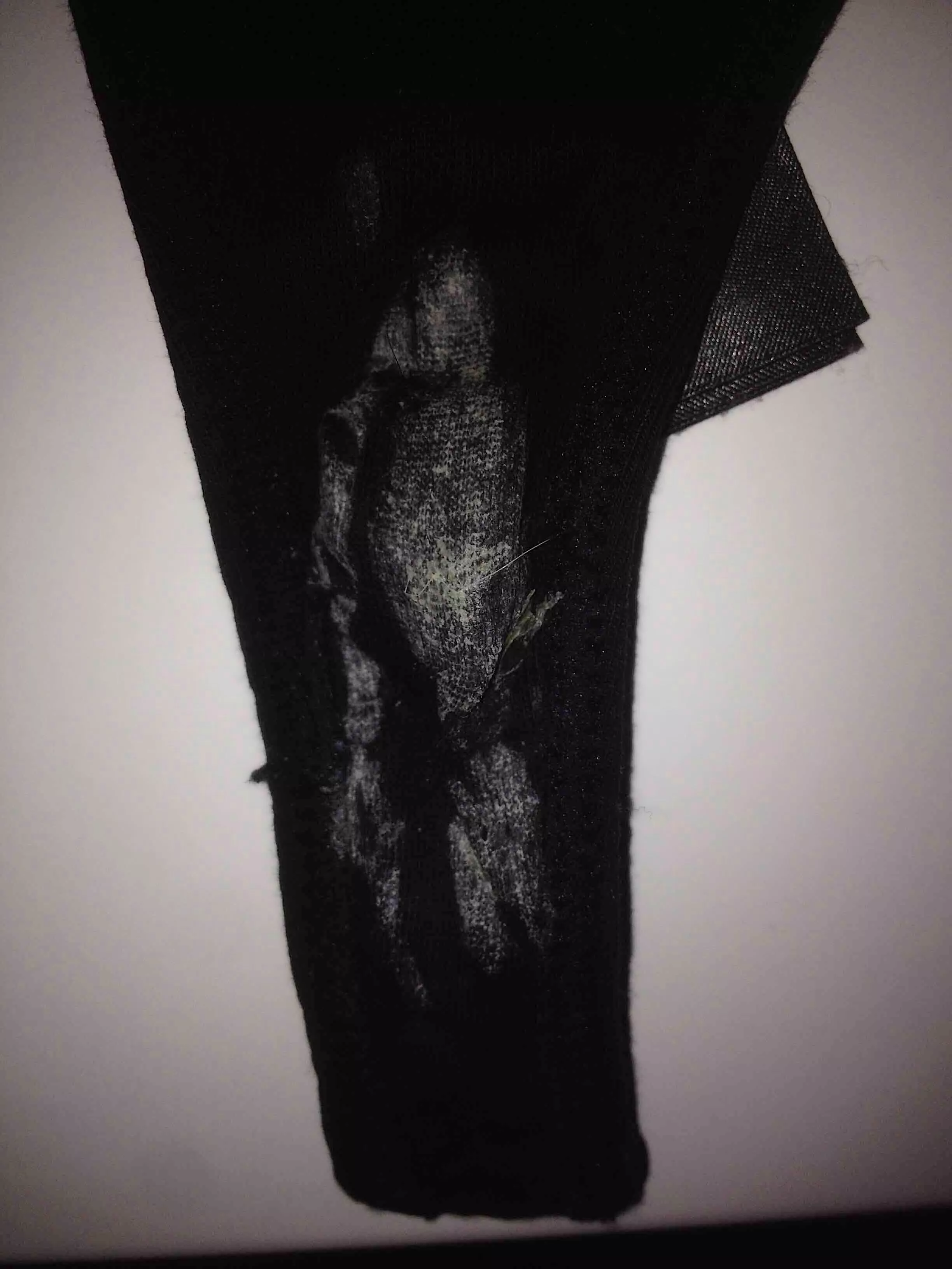 Smells so good! I love the one sticky Hair in there