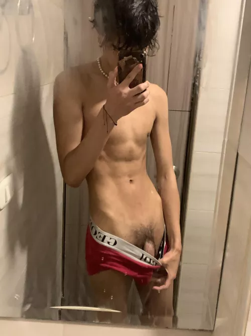 someone wanna take a shower