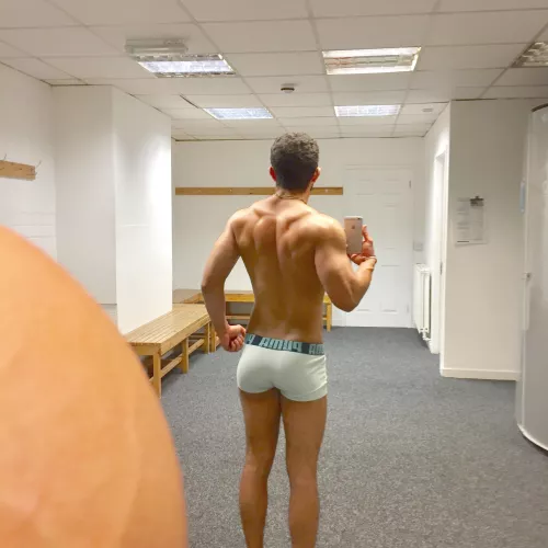 Sorry my shoulder got on the way 😗