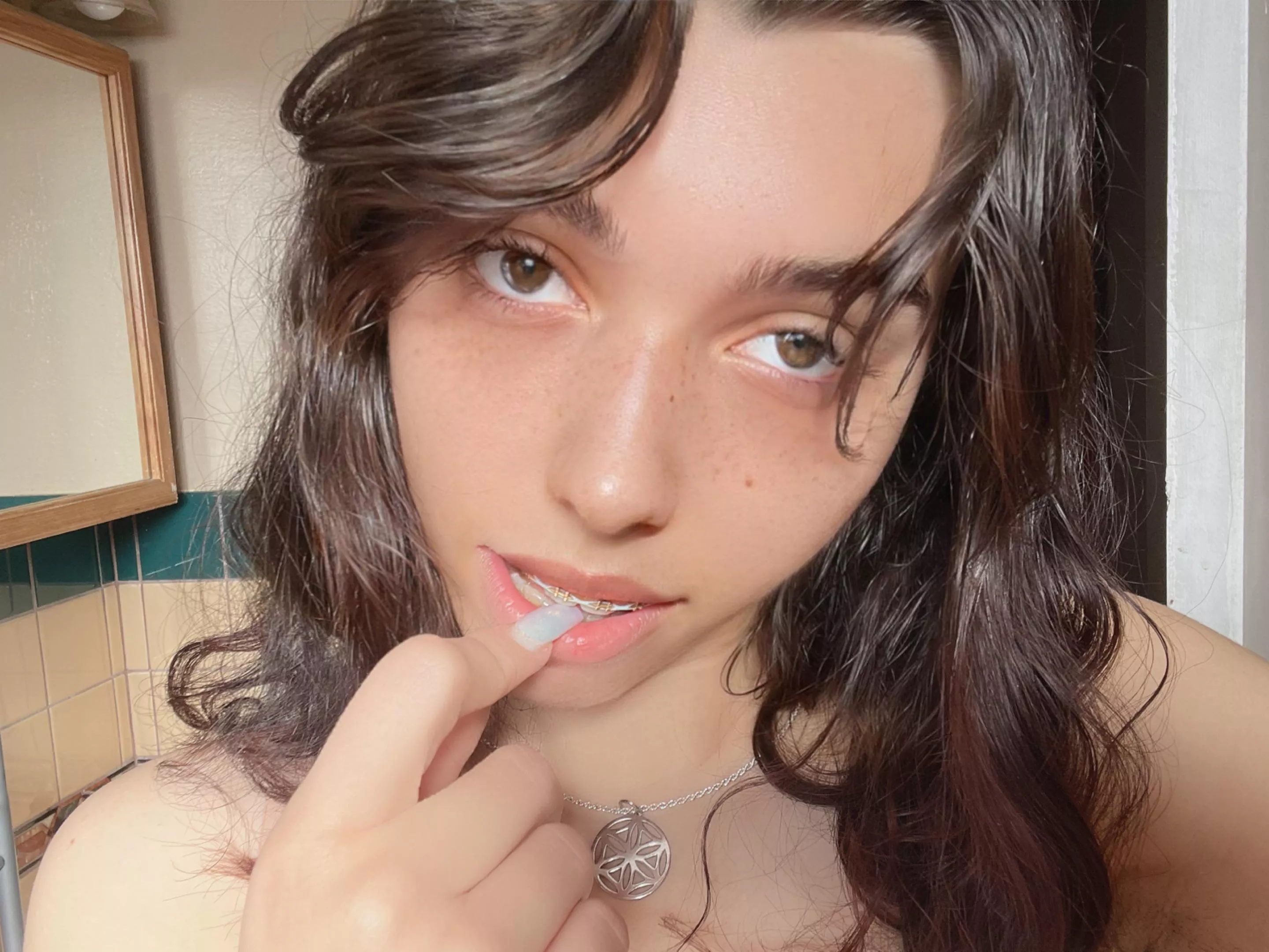 Swedish 🥀 Italian 🥀 Black