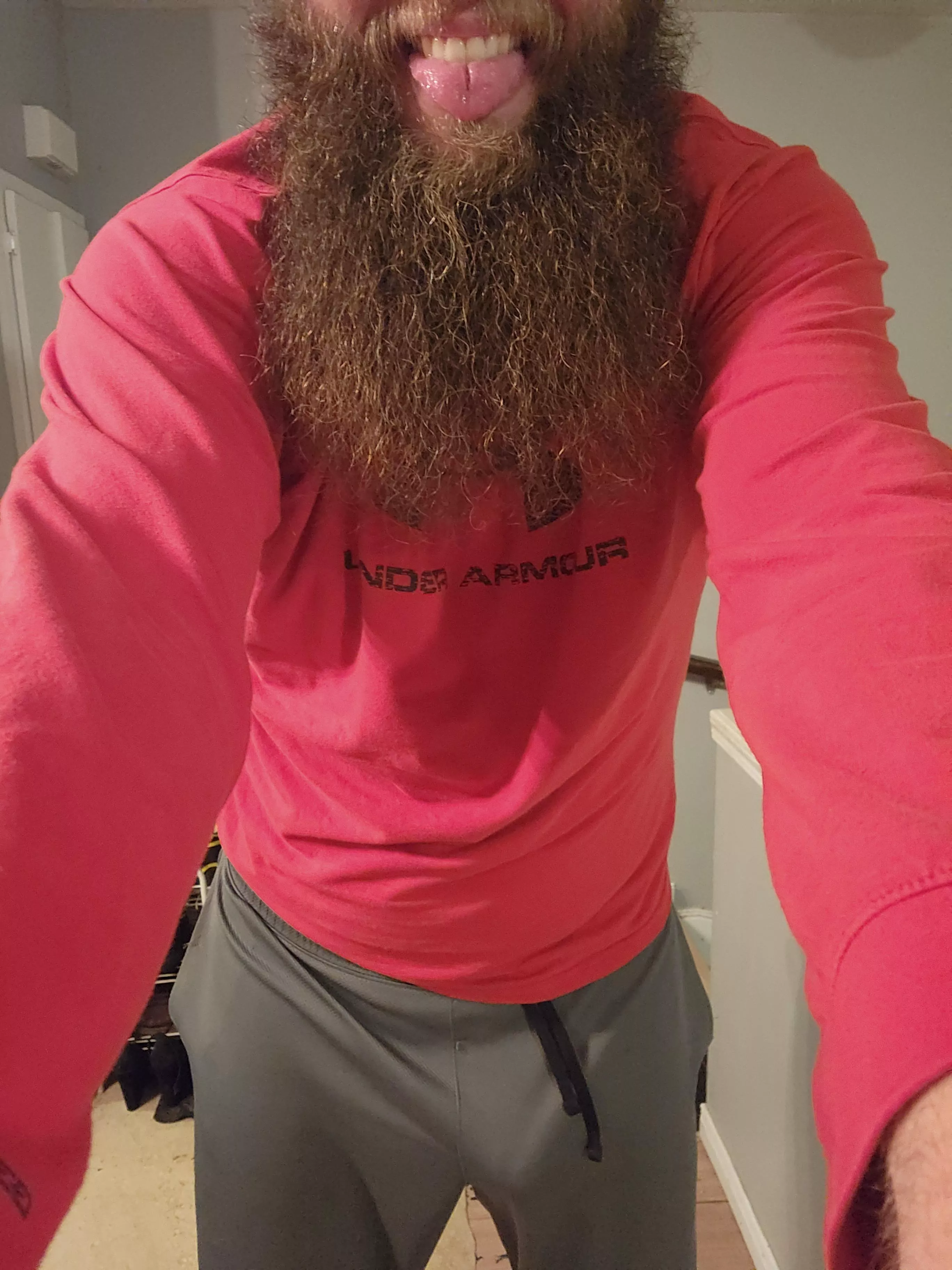 Under Armor coming up in the clutch!!