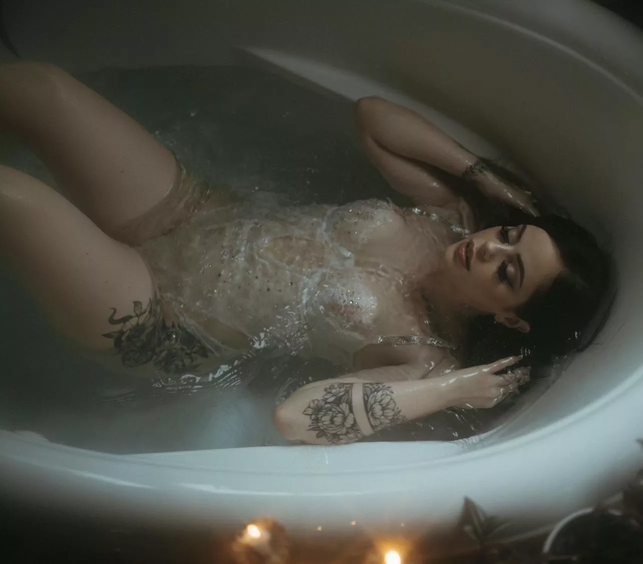 White lingerie + water = 😈