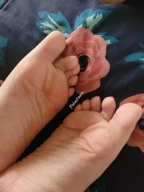 You know you want to lick them your dick tells me so.