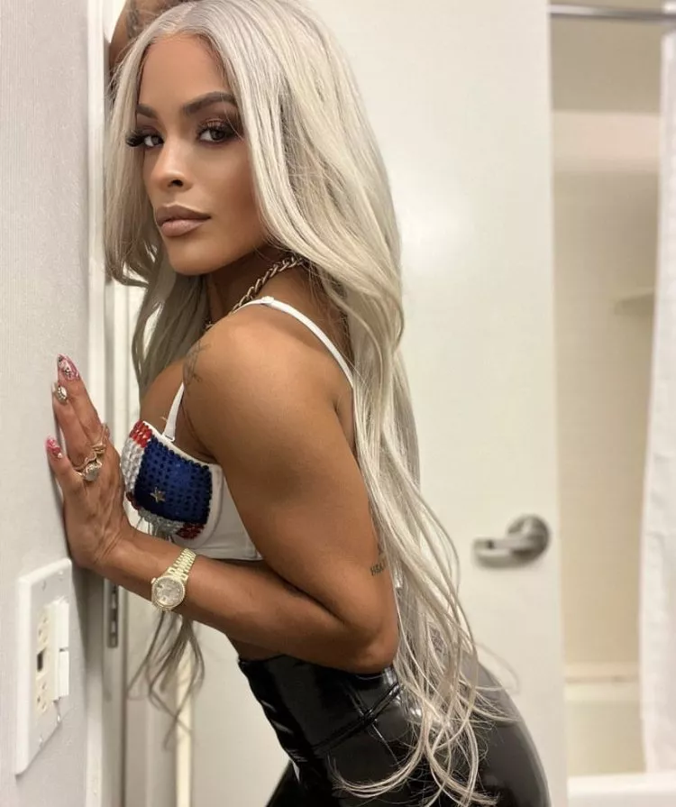 Zelina Vega 😍