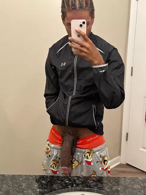 [18] Locker rooms are embarrassing for me..