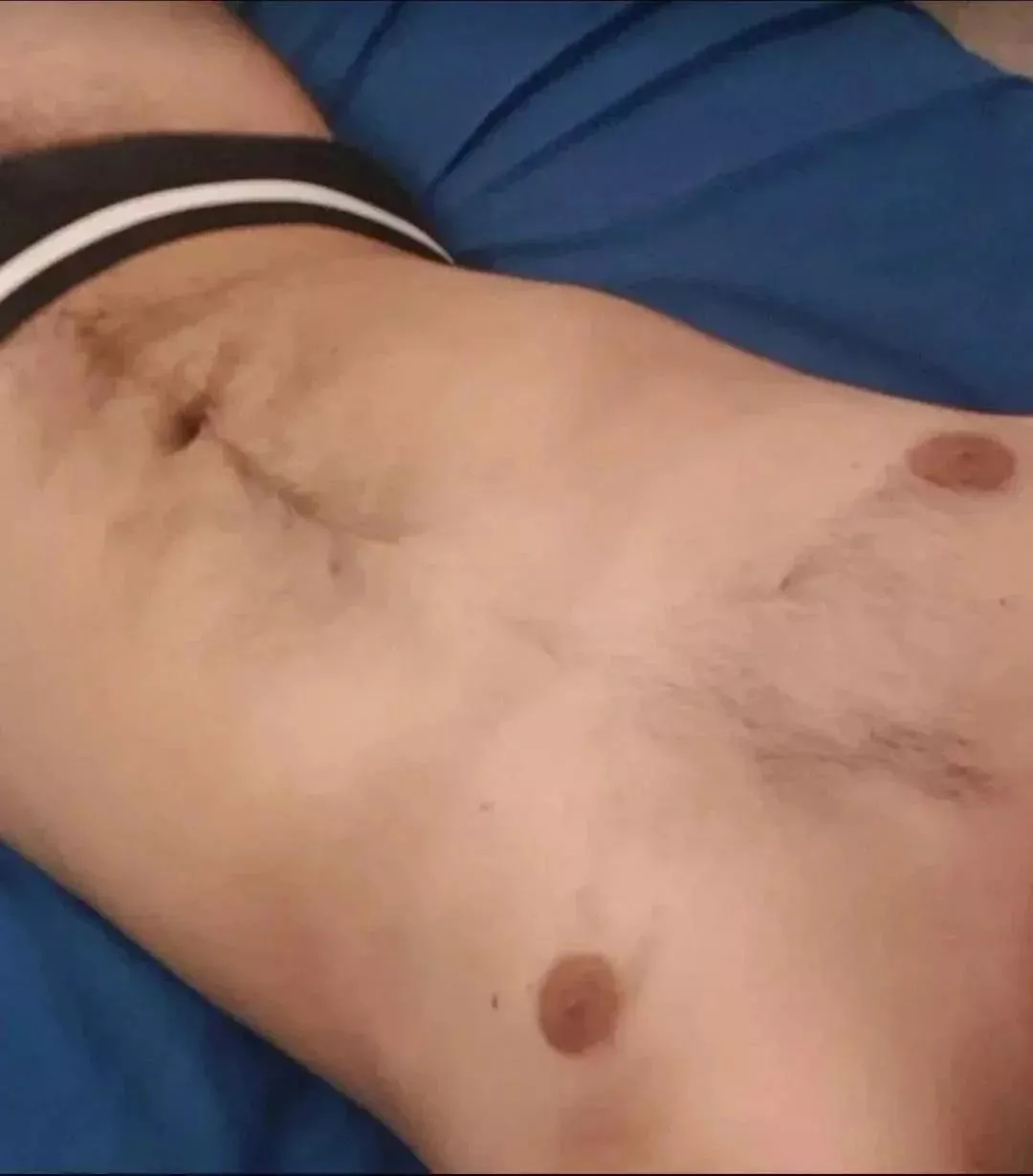 27m. 155lbs. Smothered, crushed, bearhugged. Feeling a larger man stomp around. All fetishes. Kik chublover_111 if you're into that.