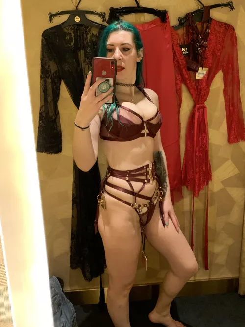 Always feelin sexy in lingerie