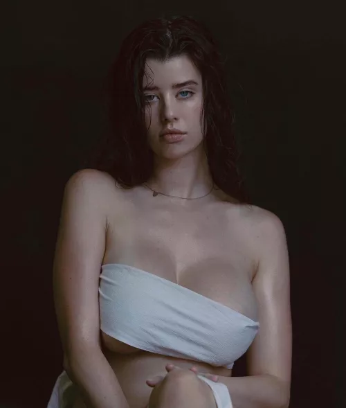 Anybody got any idea who she is!??