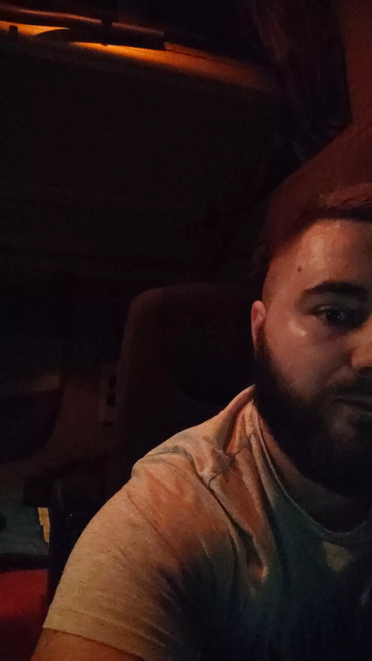 Anyone in doncaster to have fun in lorry ?