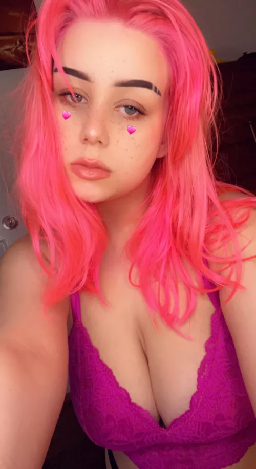 Be honest, your eyes aren’t looking at my hair ;)