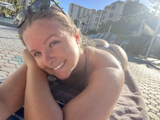 Big butt and a smile