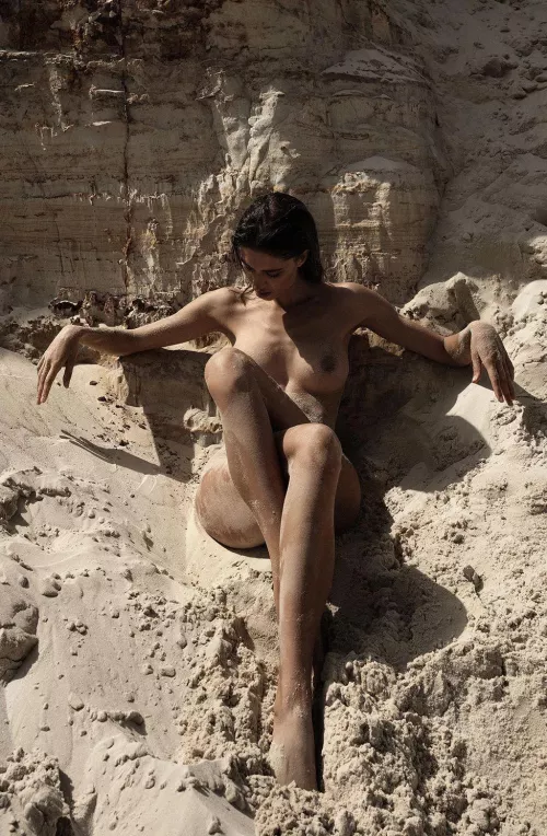 By crossing her legs and averting eye contact, this beauty is clearly indicating she has no interest in mating with me today. The majority of Wild Females will only mate with men to reproduce, so either she's not in heat or I've simply failed to impres