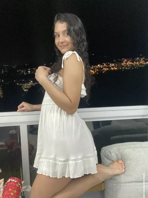 Can you handle a dirty latina? 😈 [F]