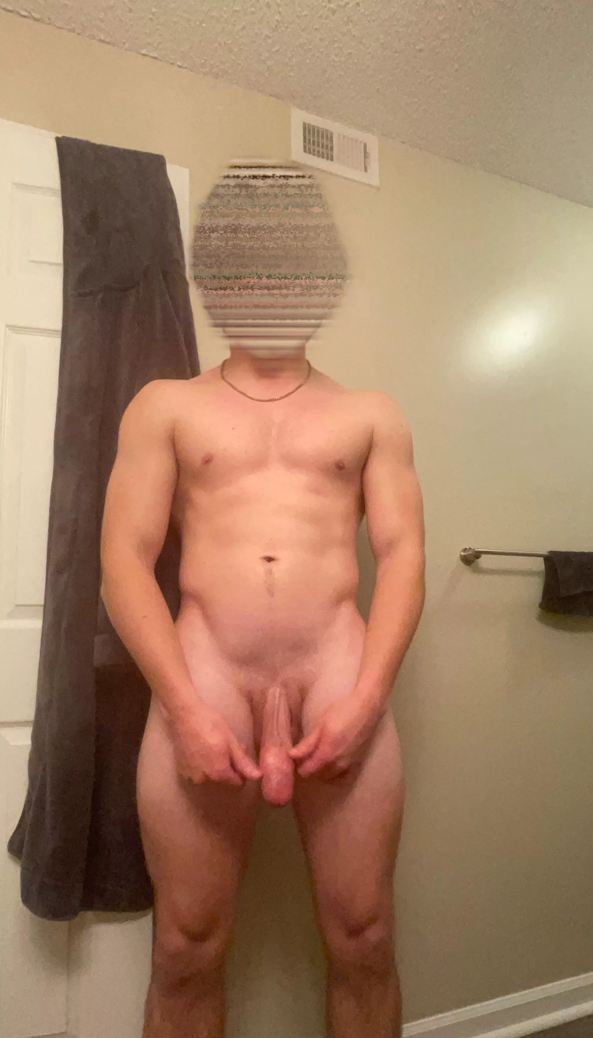 Daddy needs a new fucktoy! Any volunteers?