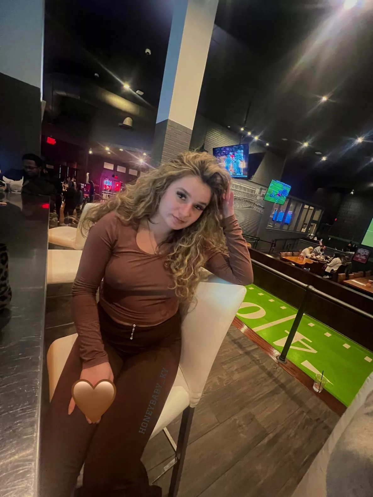 Do you wanna see my pierced nipples? 🤭