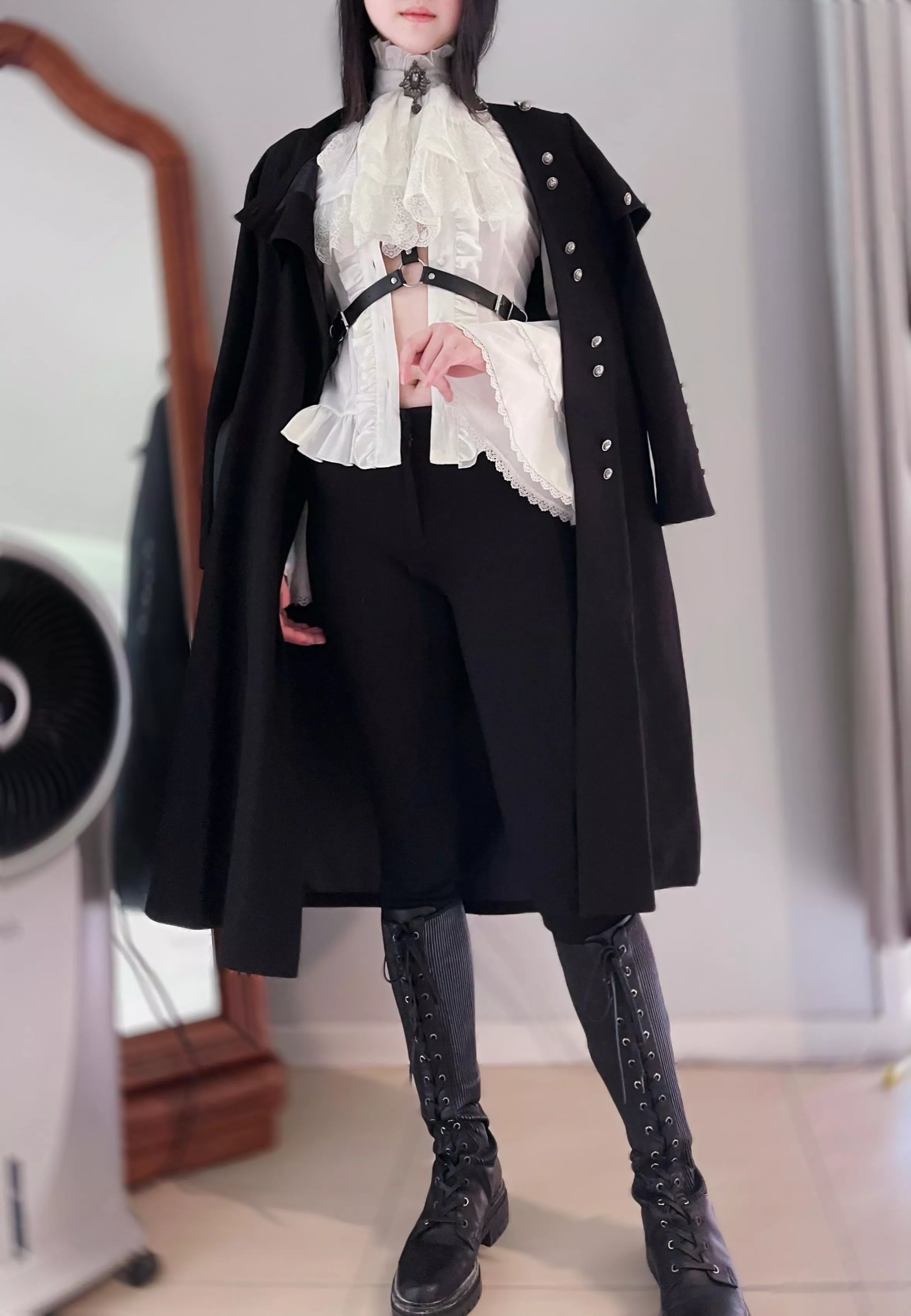 Femboy prince~ what will you do to him?