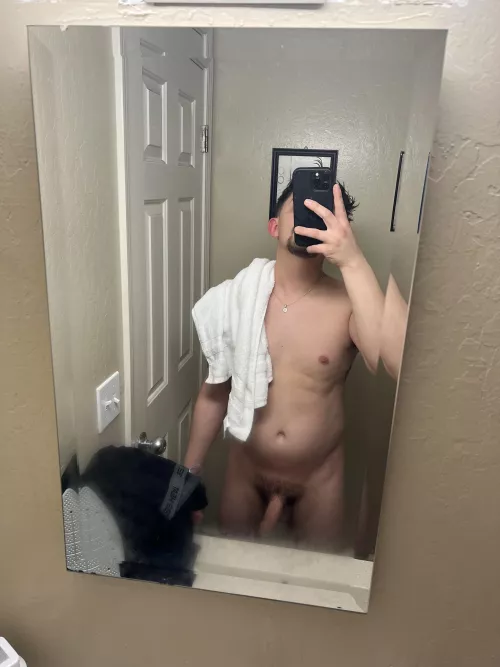 First time here 🙈 (m)