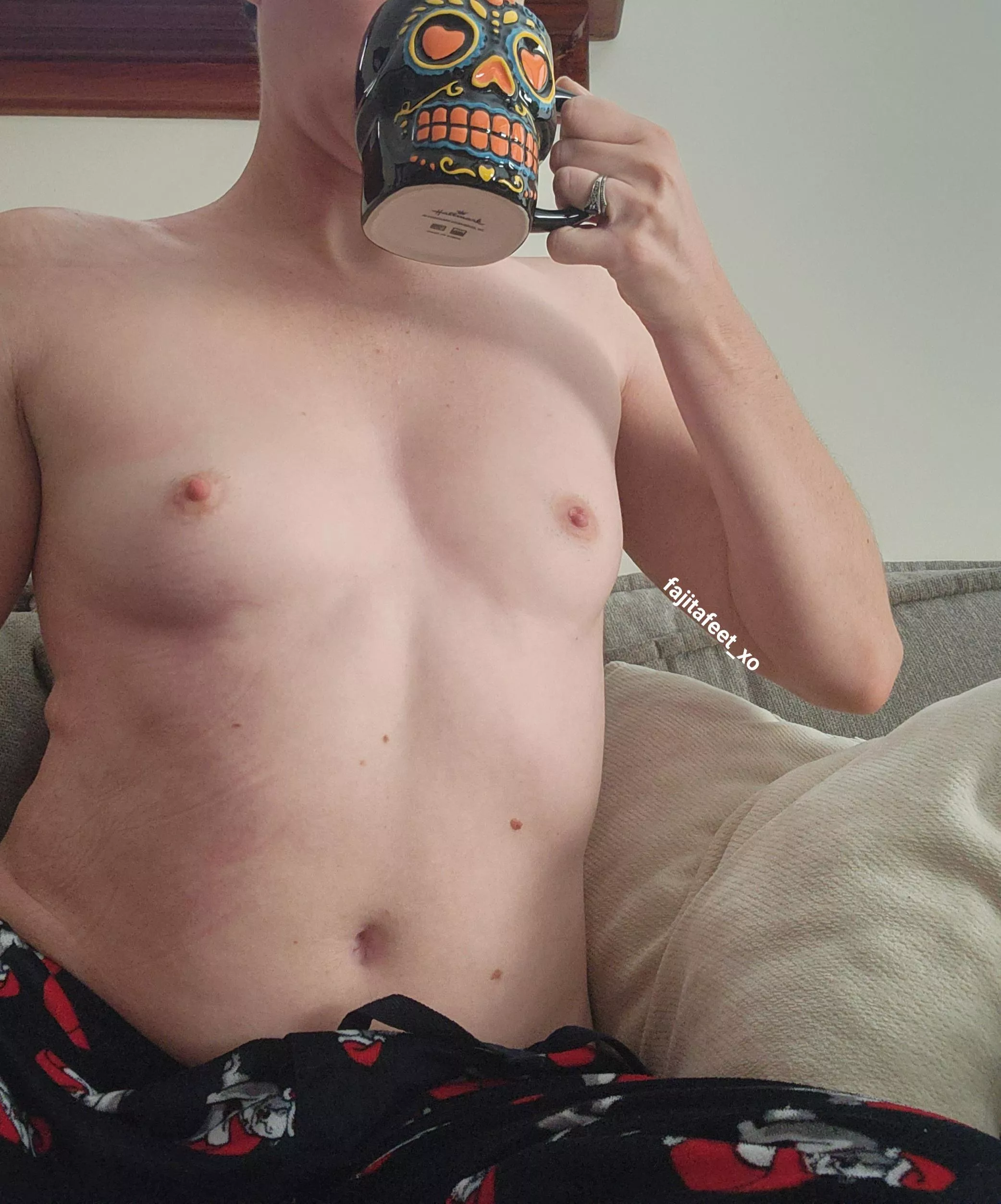 Happy Sunday, let's film some dirty deeds today