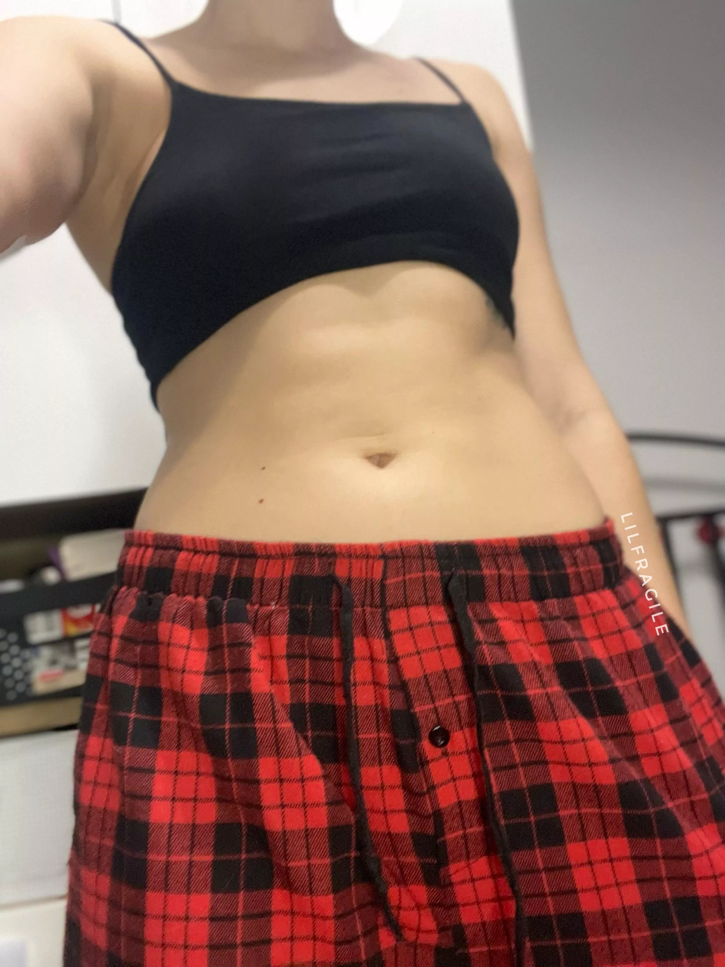 Here to steal some pjs [f]